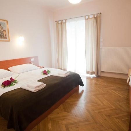 Alo Apartments Vila Klara Ljubljana Phòng bức ảnh